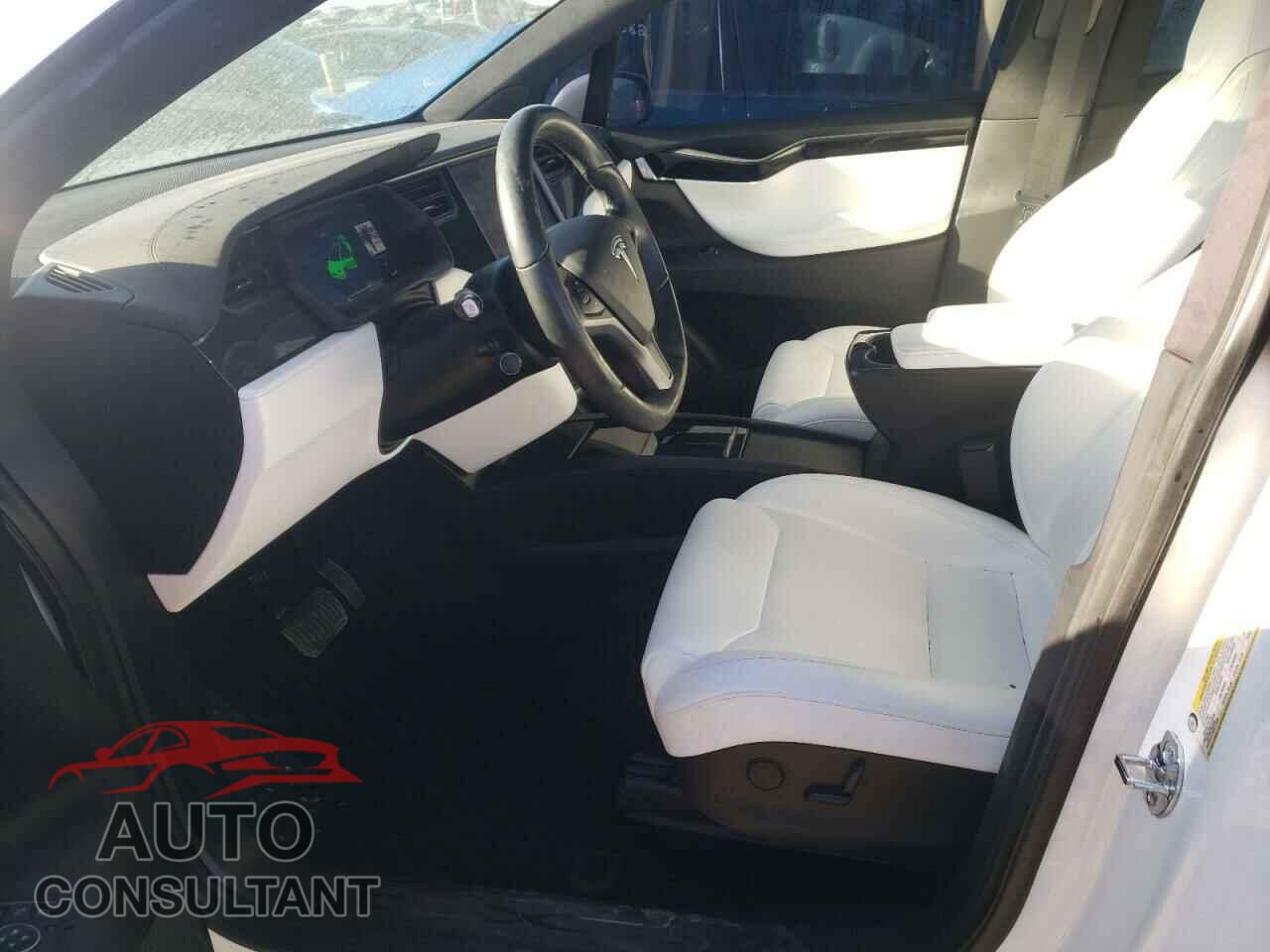 TESLA MODEL X 2018 - 5YJXCBE22JF114273