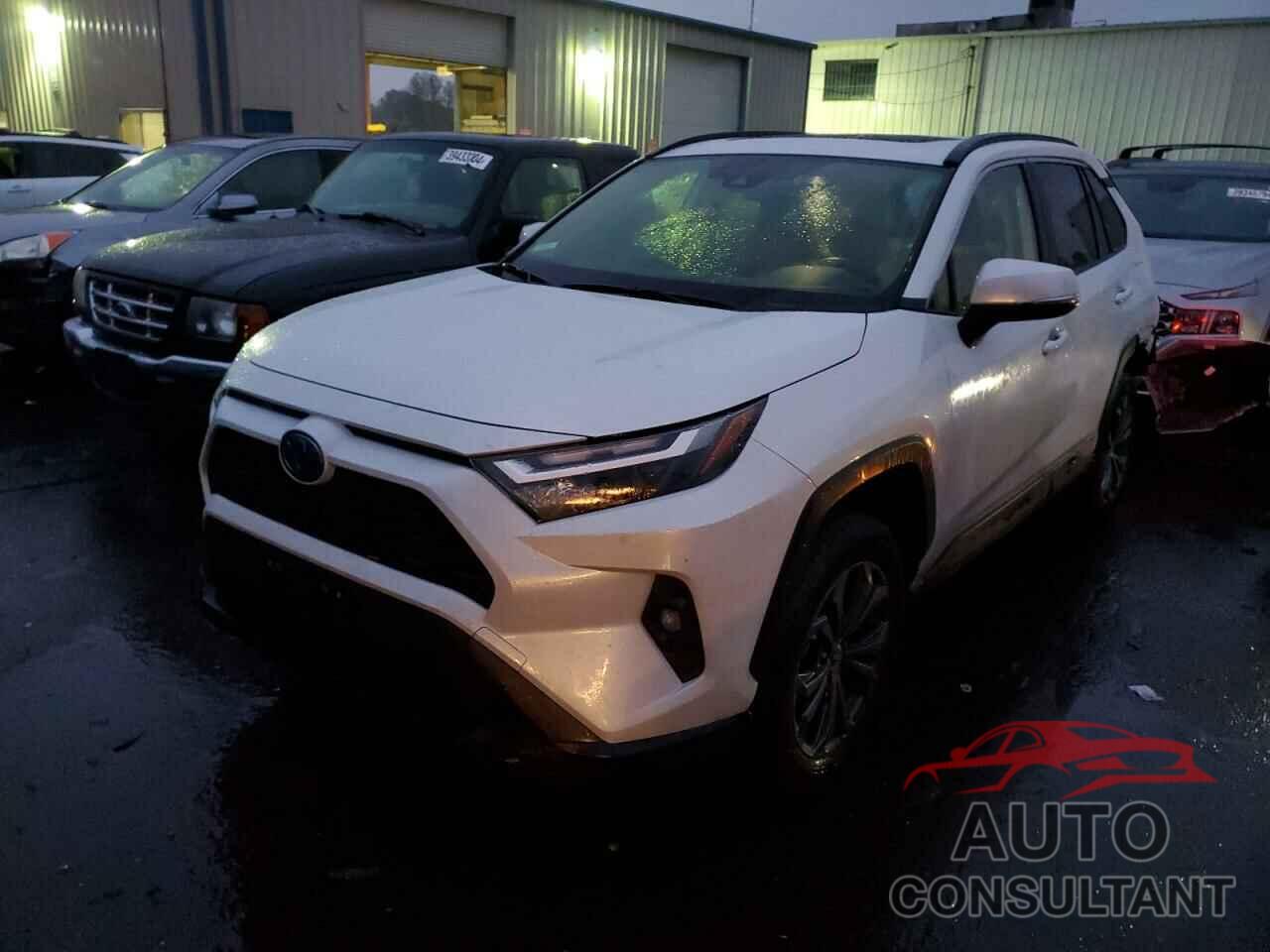 TOYOTA RAV4 2023 - JTMB6RFV0PD084872