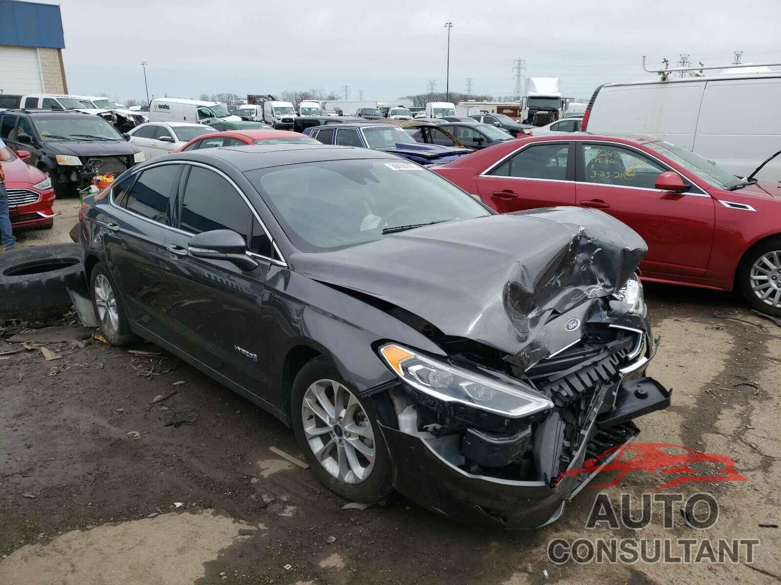 FORD FUSION 2019 - 3FA6P0MU4KR197542