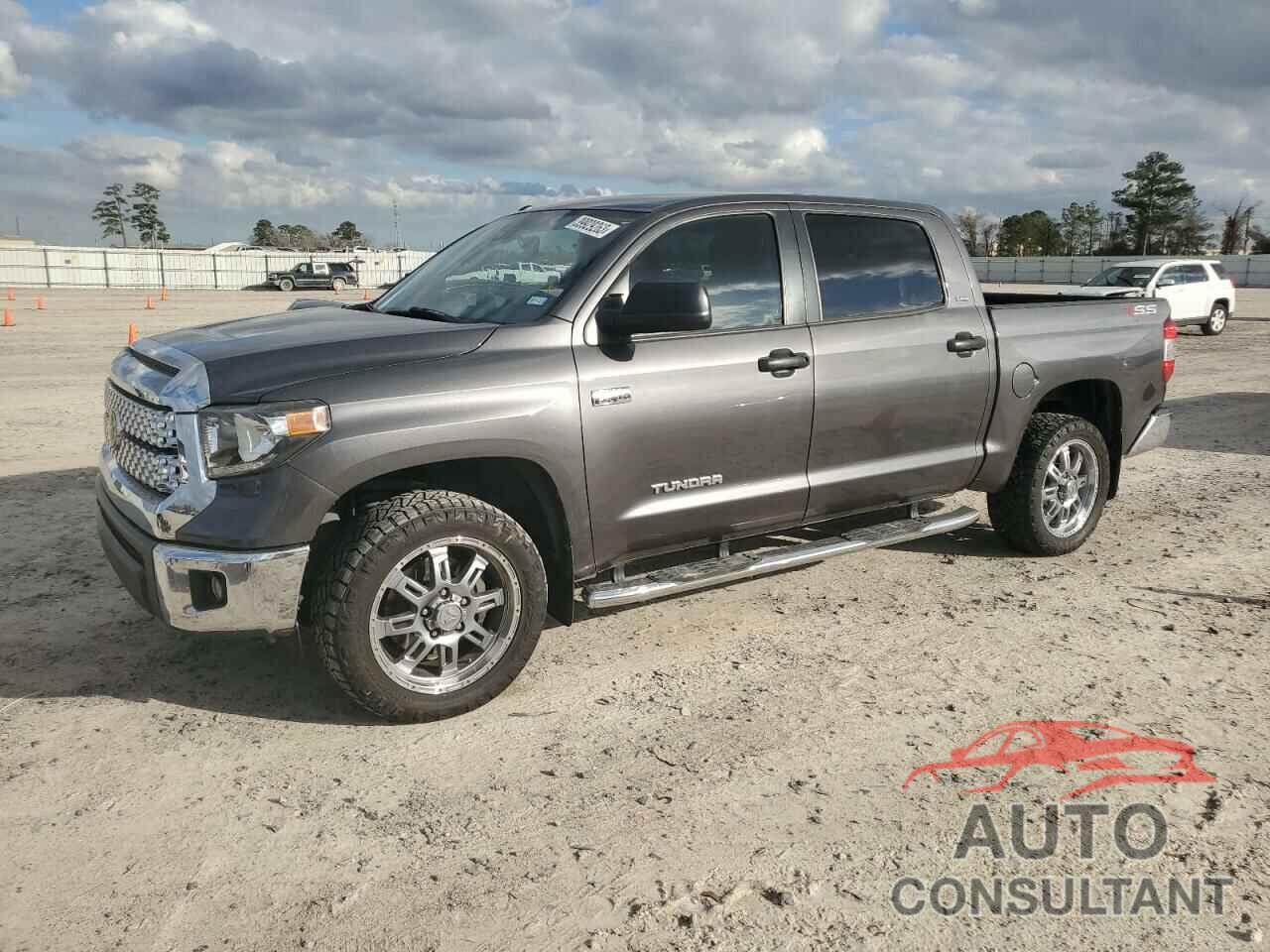 TOYOTA TUNDRA 2019 - 5TFDY5F16KX823663