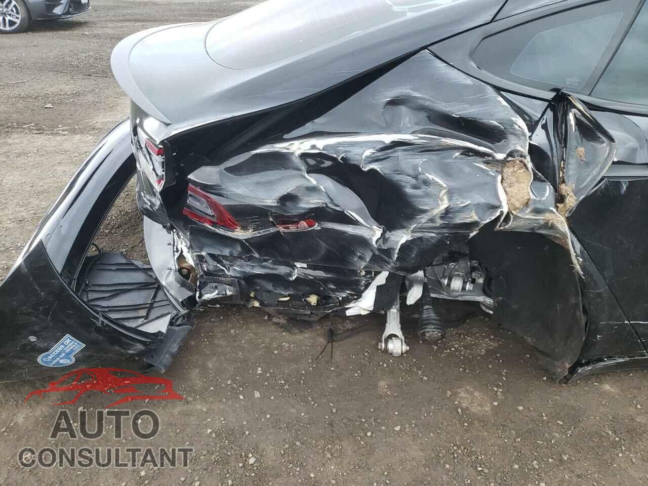 TESLA MODEL S 2021 - 5YJSA1E61MF443824
