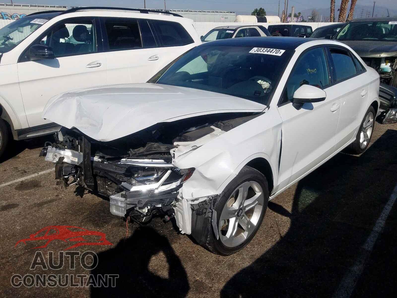 AUDI A3 2018 - 5TDGZRBH4MS533970