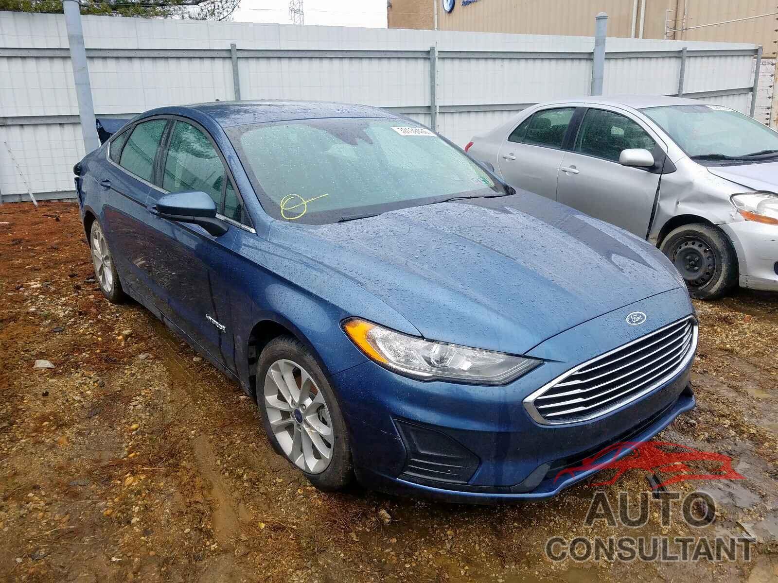 FORD FUSION 2019 - KMHC75LC8LU194667