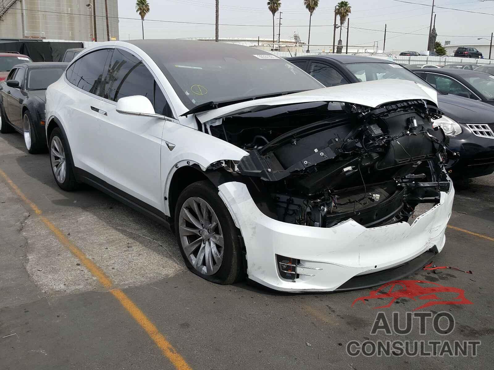 TESLA MODEL X 2018 - 5YJXCDE22JF113507