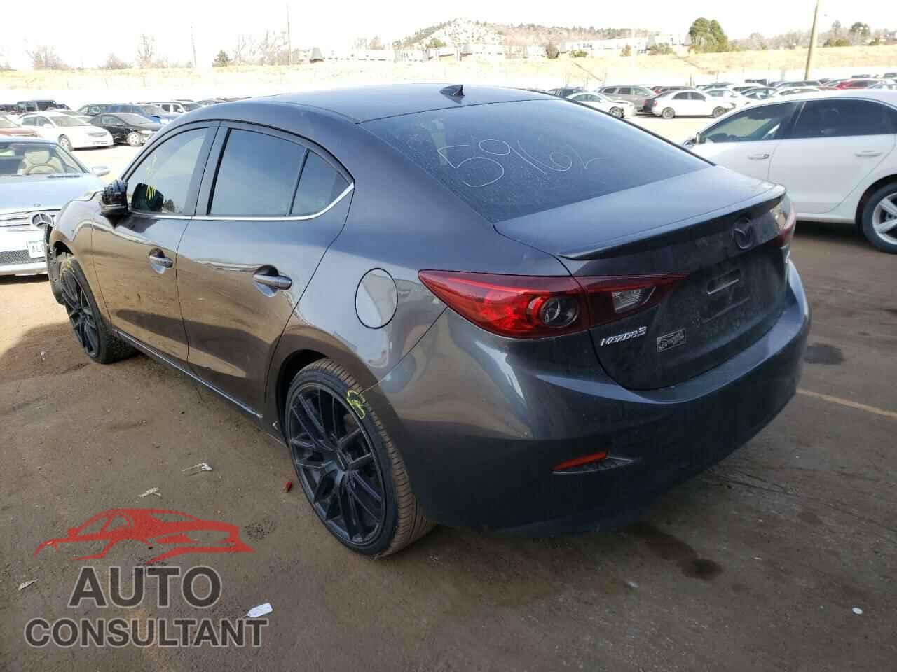 MAZDA 3 2018 - 3MZBN1V30JM245962
