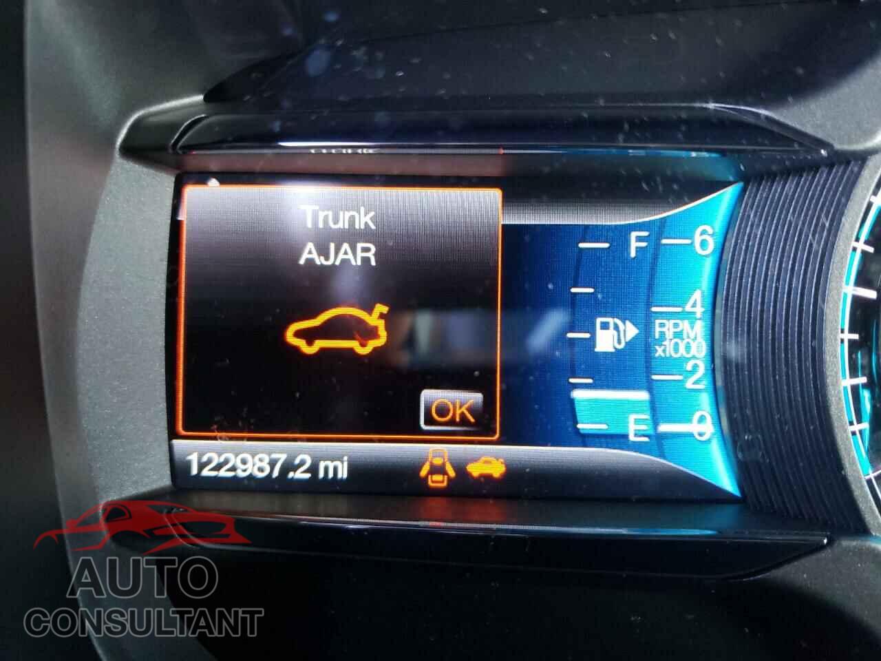 FORD TAURUS 2017 - 1FAHP2F89HG123506