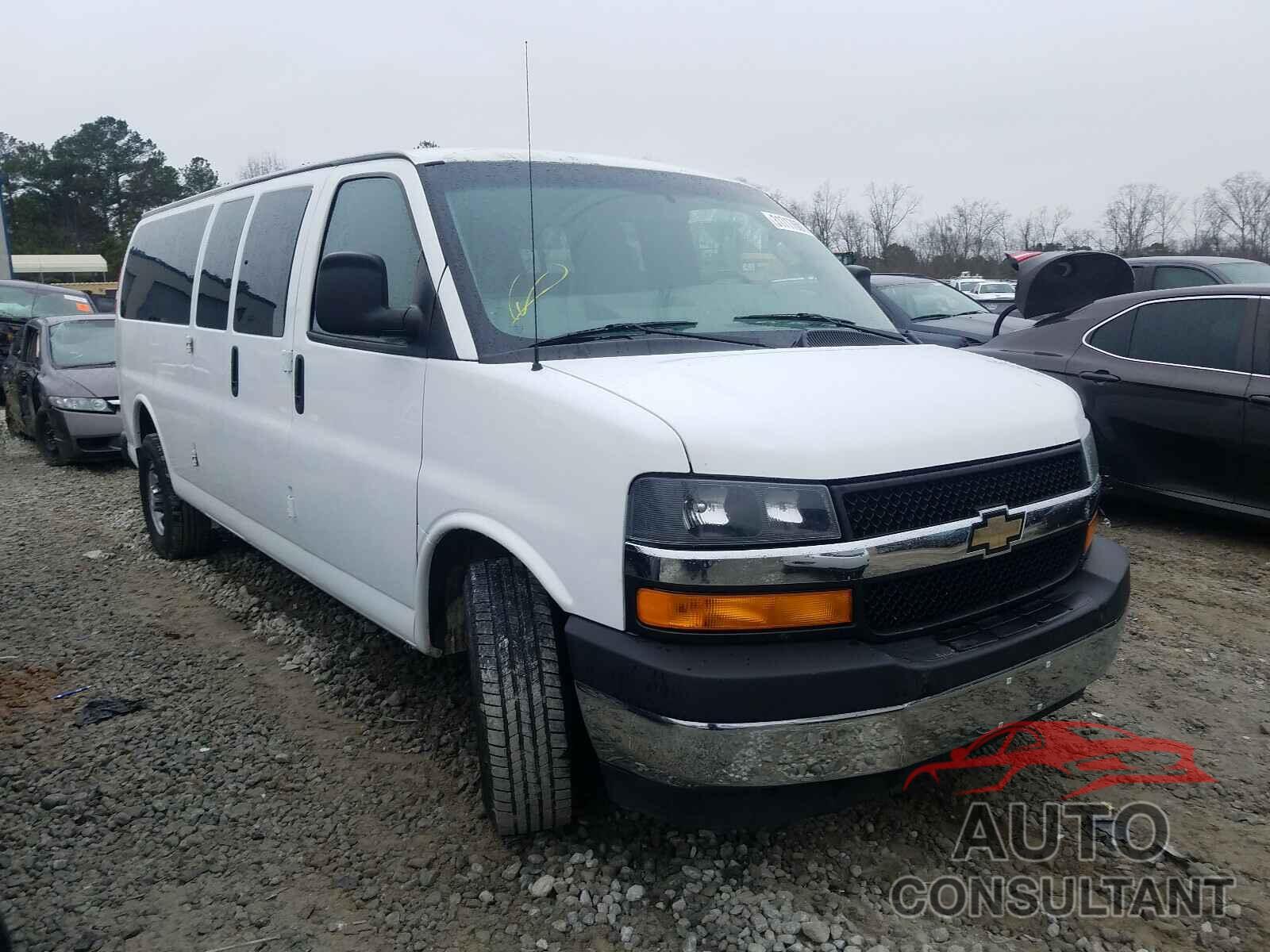 CHEVROLET EXPRESS 2017 - 1GAZGPFG9H1144046