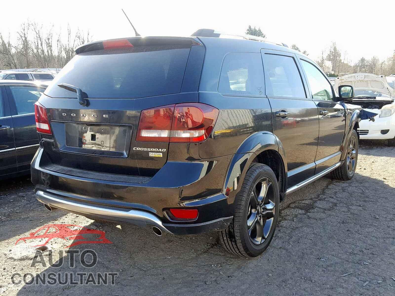 DODGE JOURNEY CR 2018 - 5YFBURHEXJP802032