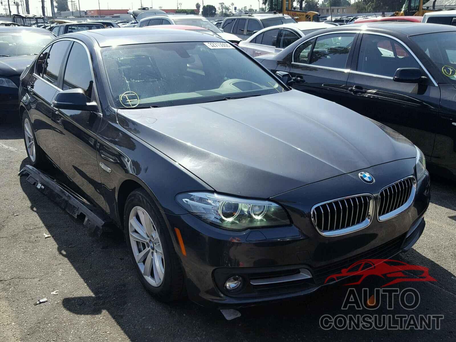 BMW 5 SERIES 2016 - WBA5A5C50GD527477