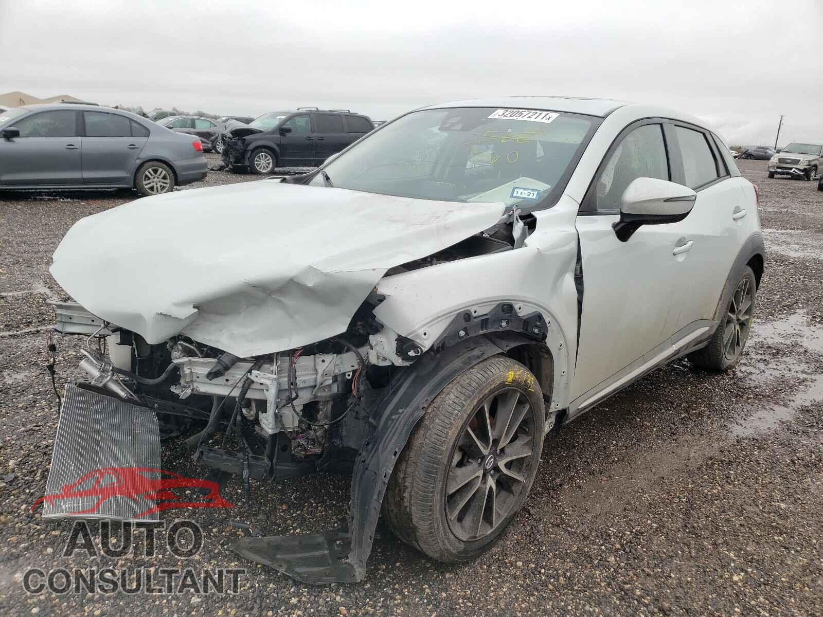 MAZDA CX-3 2016 - JM1DKBD72G0110136