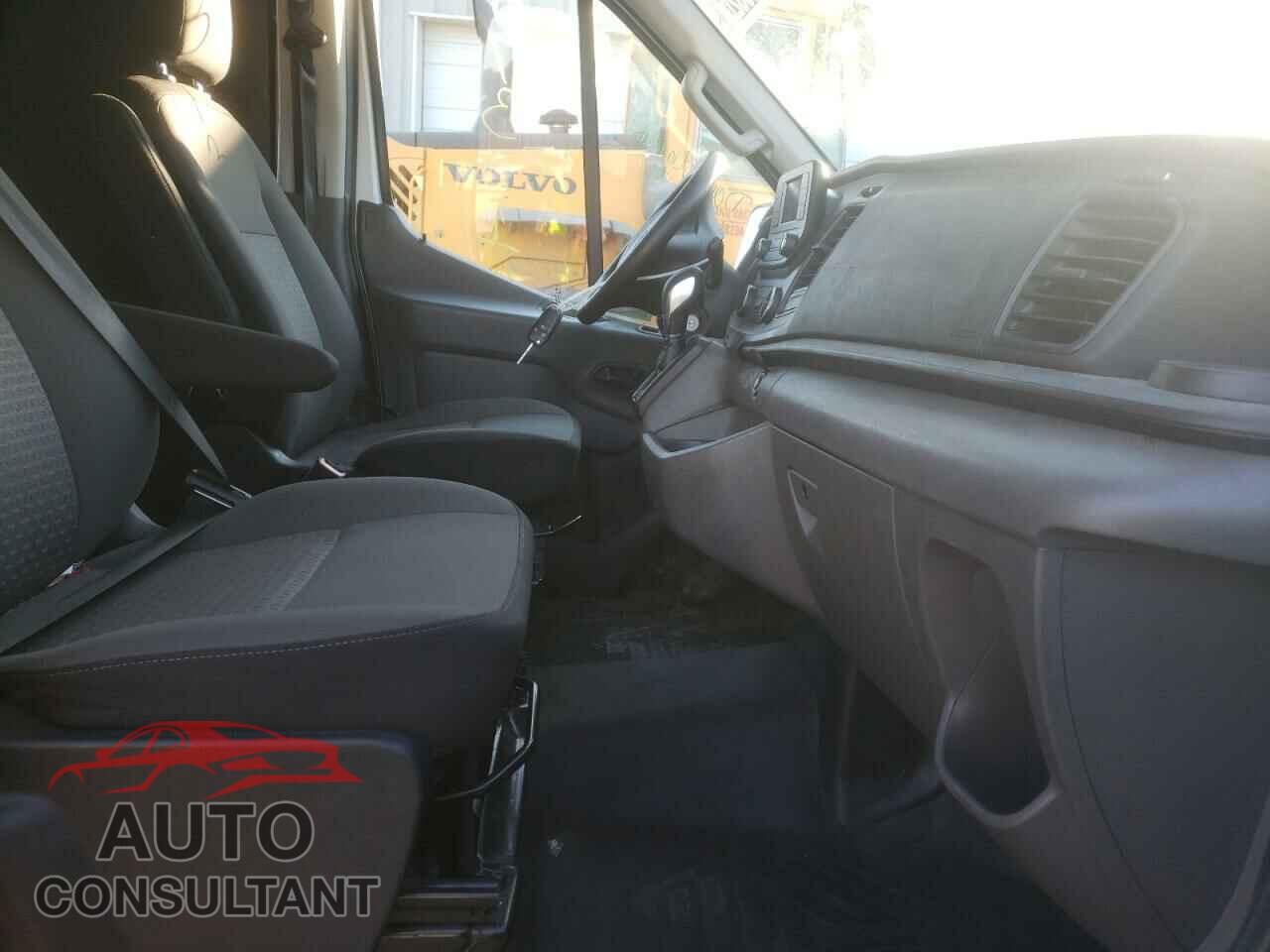 FORD TRANSIT CO 2020 - 1FTBR1C87LKA04464