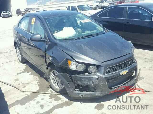 CHEVROLET SONIC 2016 - 1G1JC5SB6G4117732