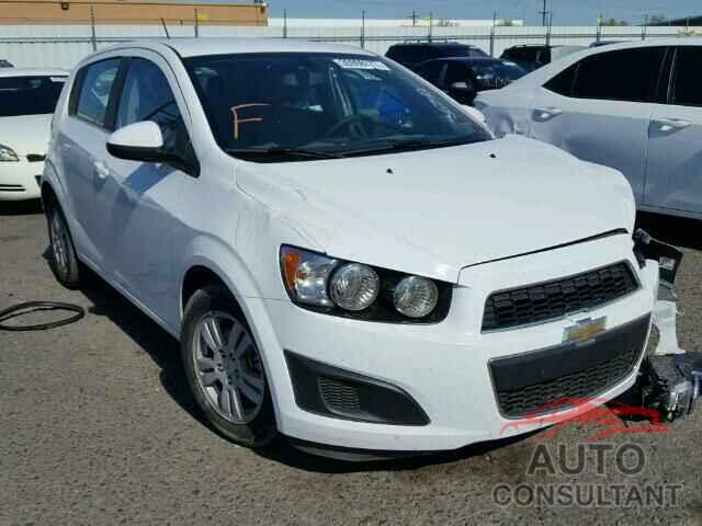 CHEVROLET SONIC 2015 - 1G1JC6SH7F4109714