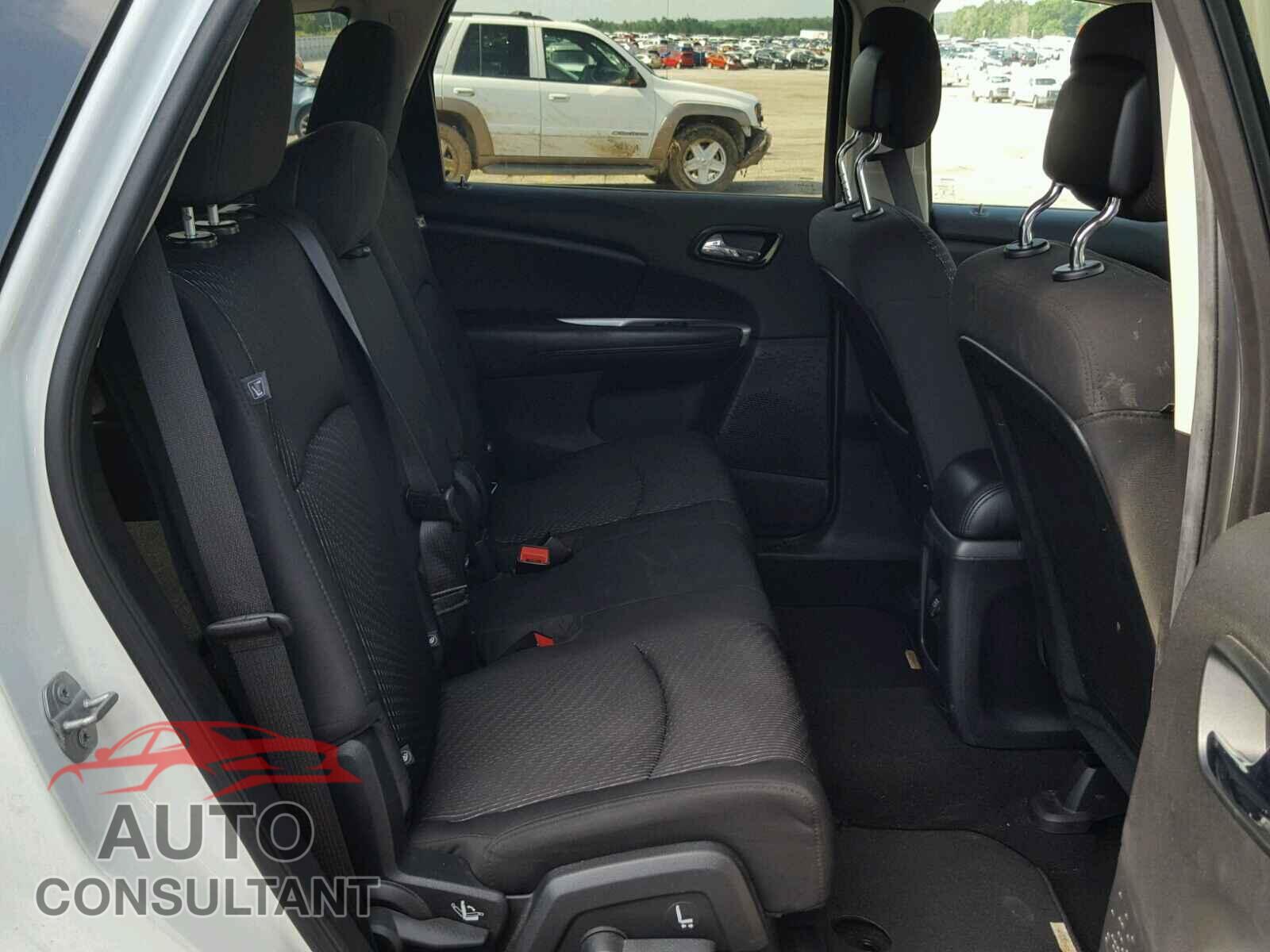 DODGE JOURNEY 2015 - 3C4PDCBG3FT610579