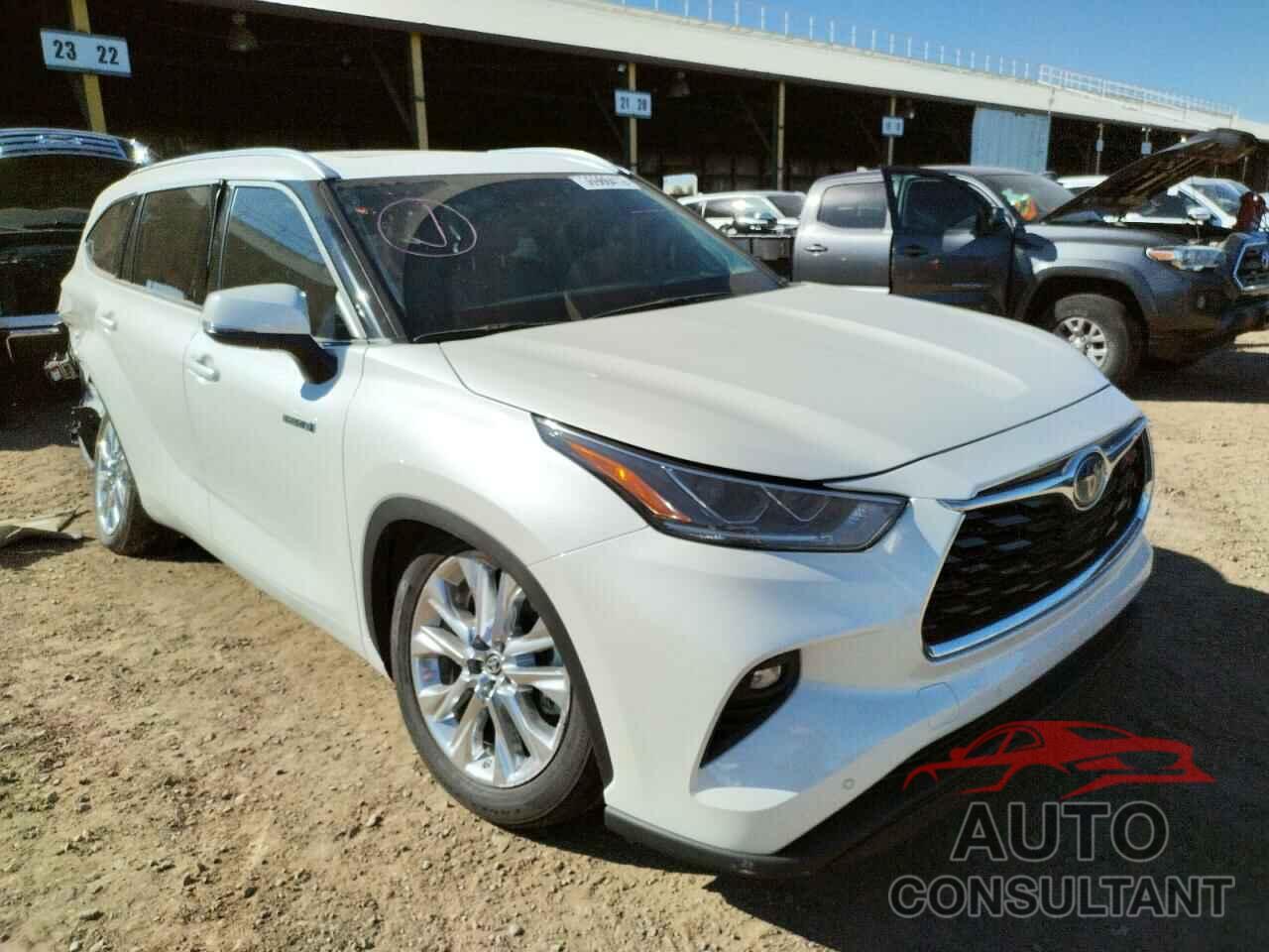 TOYOTA HIGHLANDER 2021 - 5TDYARAH4MS505549
