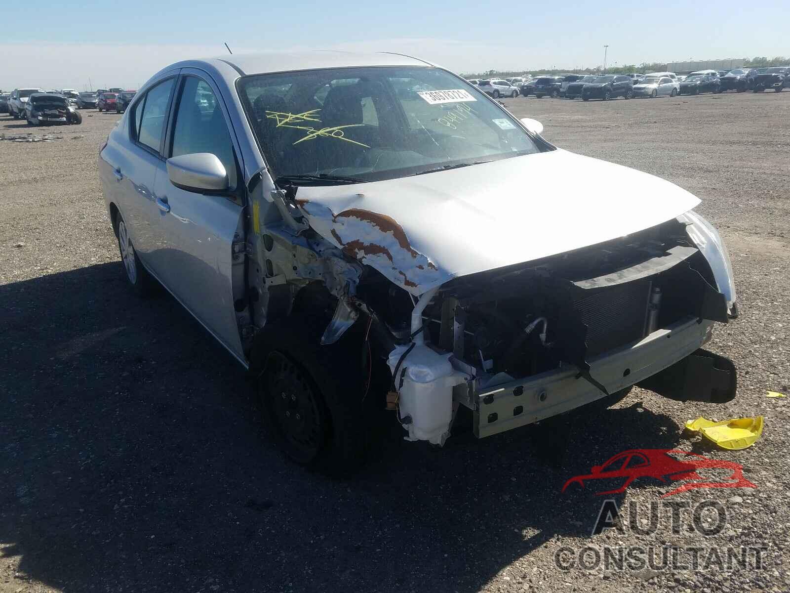 NISSAN VERSA 2019 - 3N1CN7AP3KL849194