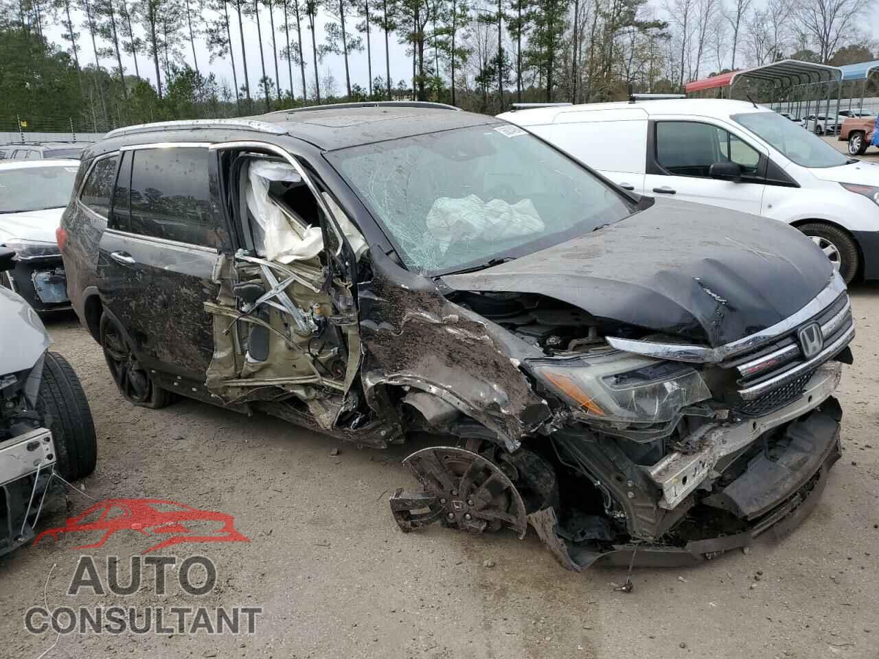 HONDA PILOT 2016 - 5FNYF6H00GB089332