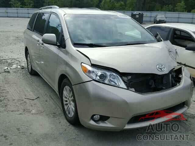 TOYOTA SIENNA 2015 - 5TDYK3DC8FS555660