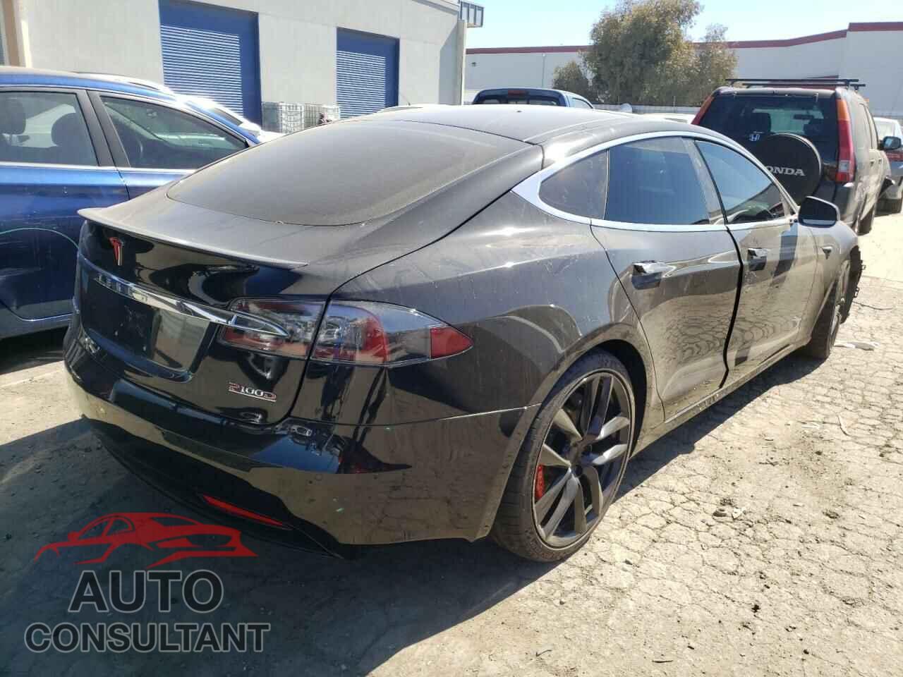TESLA MODEL S 2018 - 5YJSA1E48JF281331
