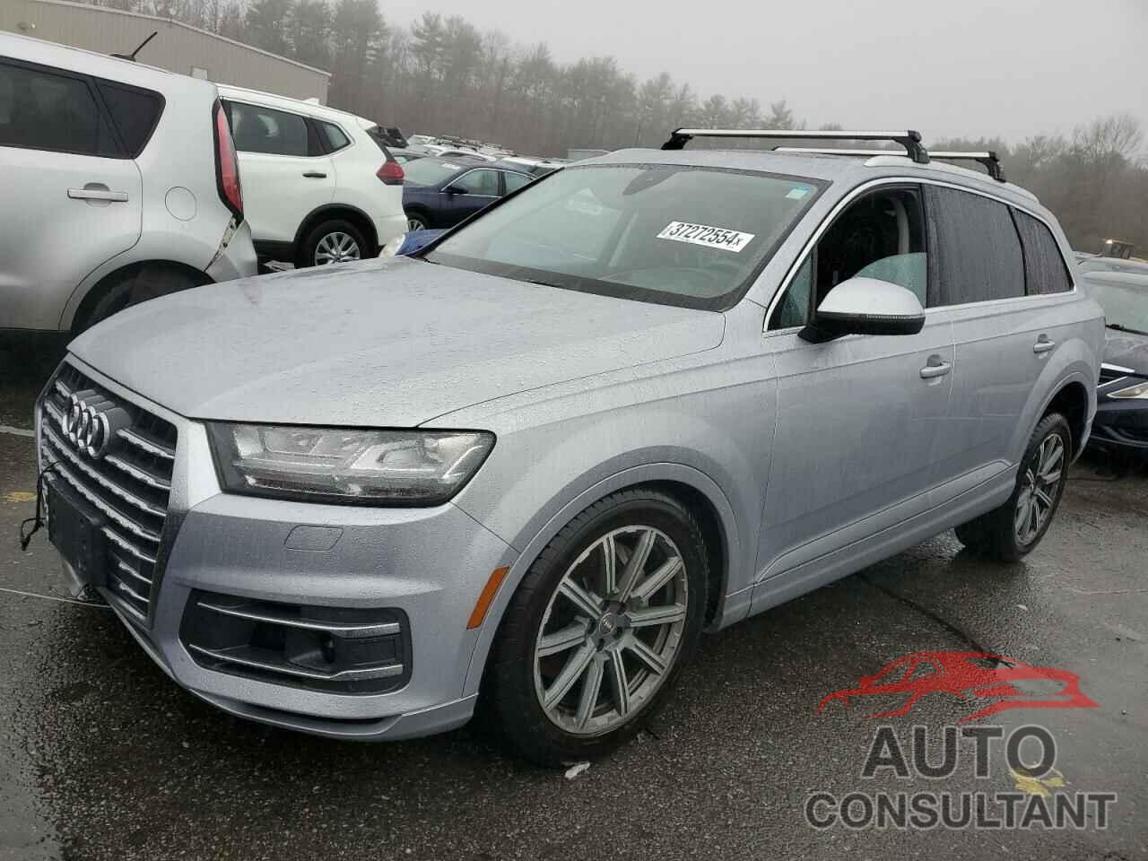 AUDI Q7 2018 - WA1VAAF78JD010700