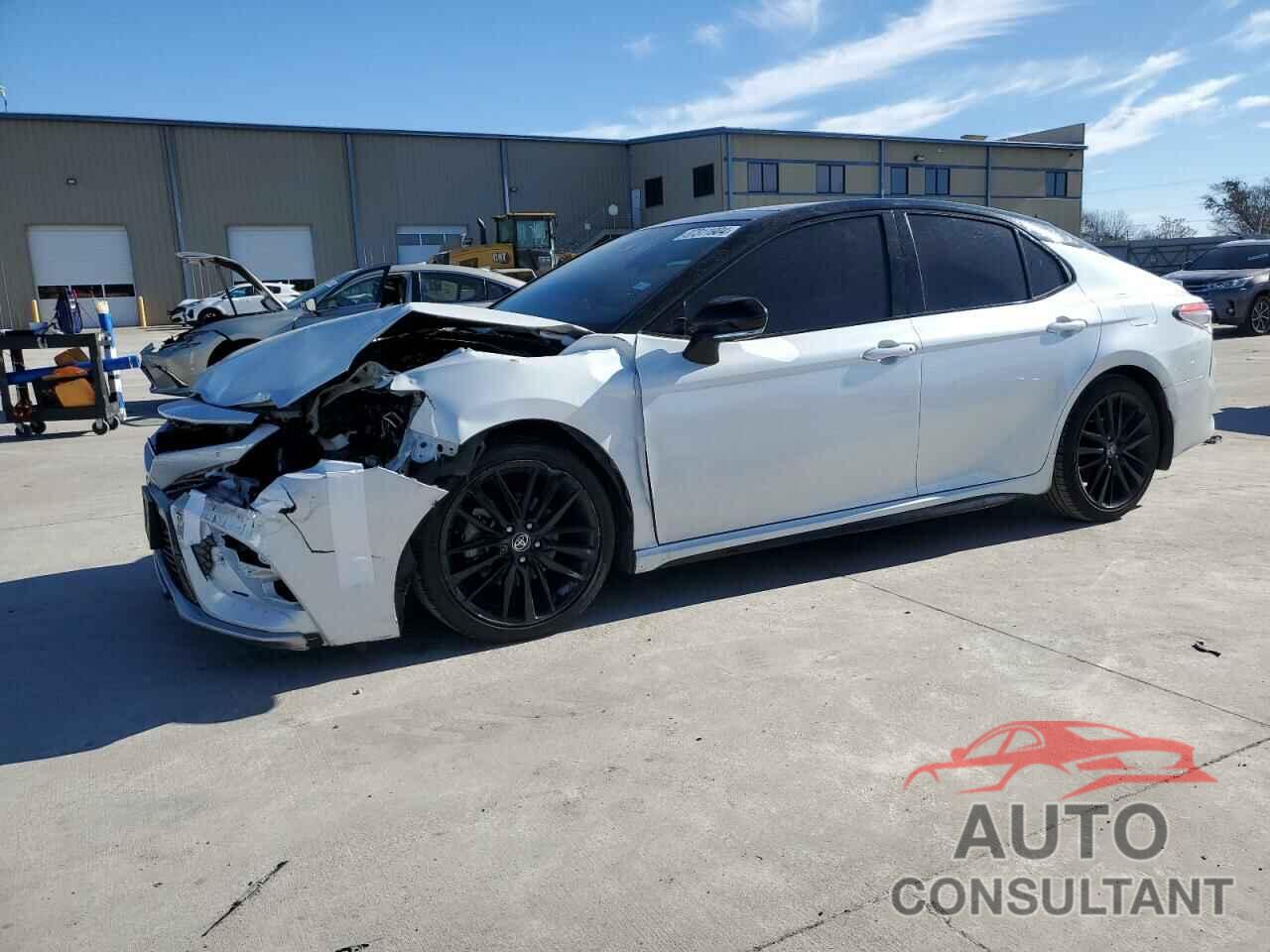 TOYOTA CAMRY 2021 - 4T1KZ1AK5MU047541