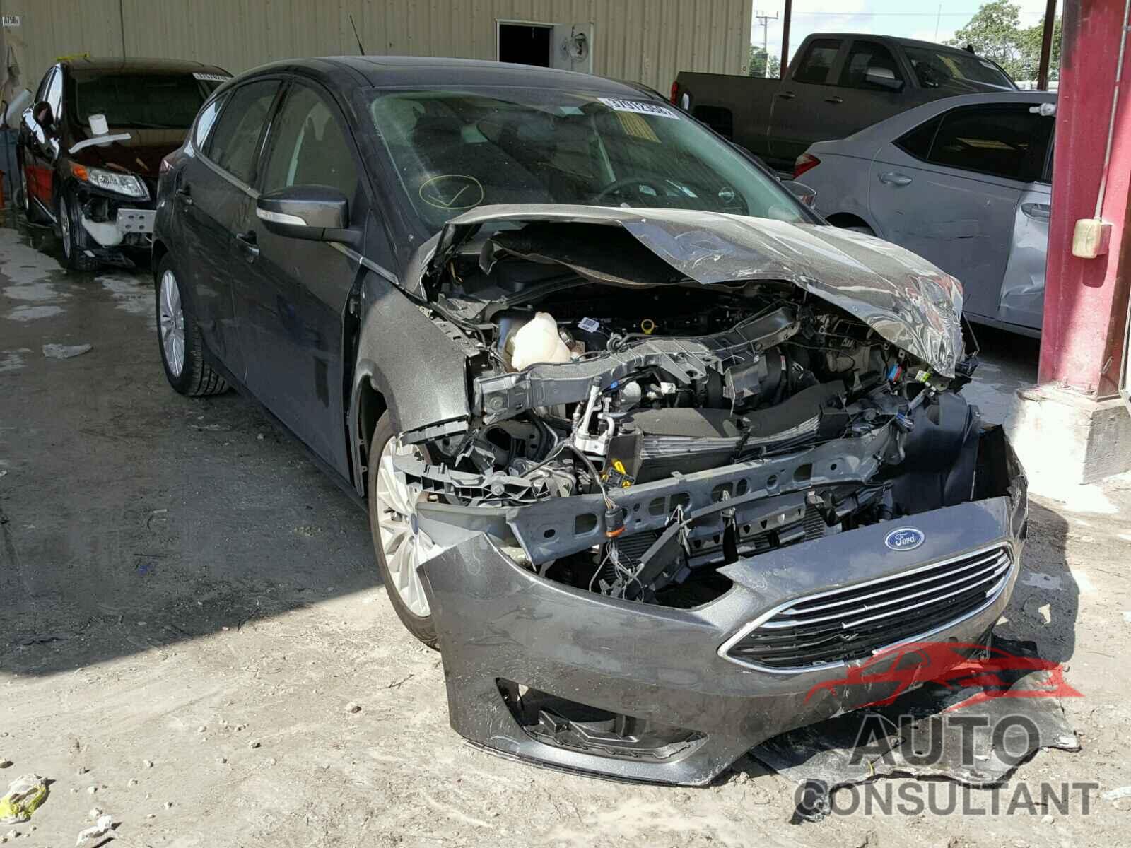 FORD FOCUS 2017 - 1FADP3N26HL310145