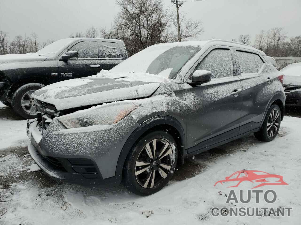 NISSAN KICKS 2018 - 3N1CP5CU7JL535290