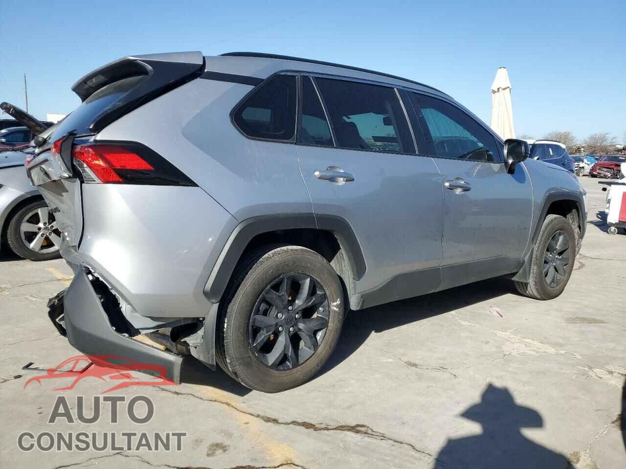 TOYOTA RAV4 2021 - 2T3H1RFV2MC163565