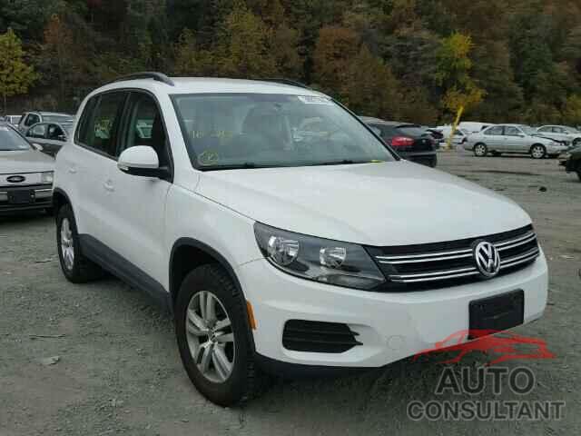 VOLKSWAGEN TIGUAN 2015 - WVGBV7AX7FW503542