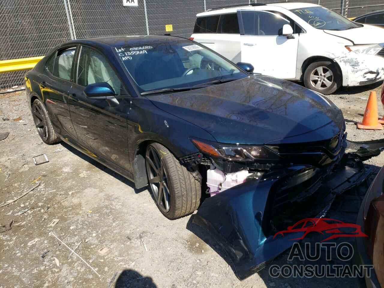 TOYOTA CAMRY 2020 - 4T1C11AK7LU990959