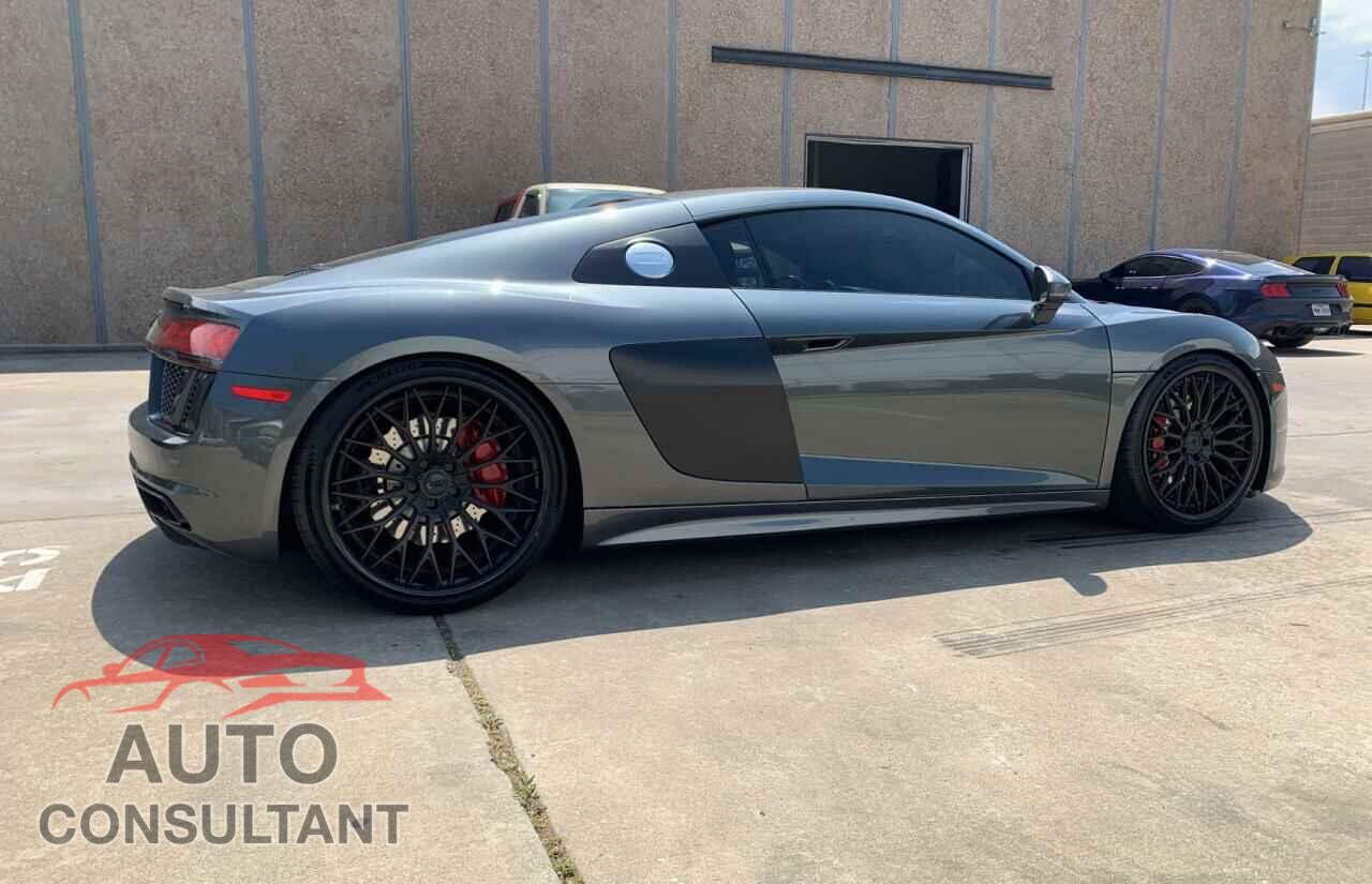 AUDI R8 2017 - WUAEAAFX2H7901695