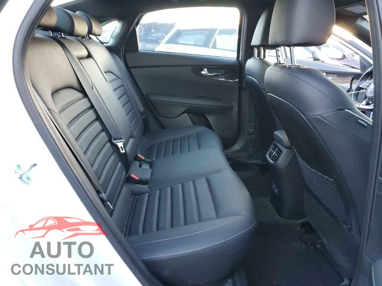 KIA FORTE 2023 - 3KPF54AD3PE520313