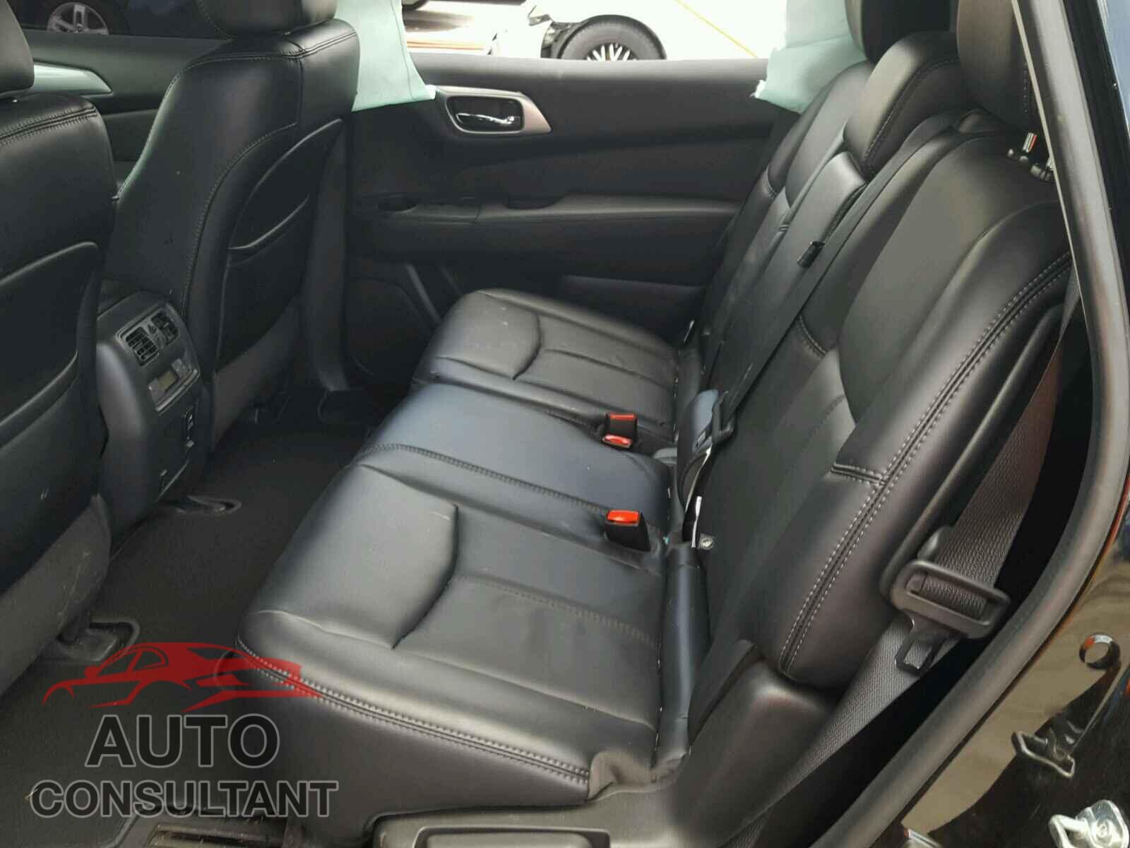 NISSAN PATHFINDER 2017 - 5N1DR2MN9HC901723