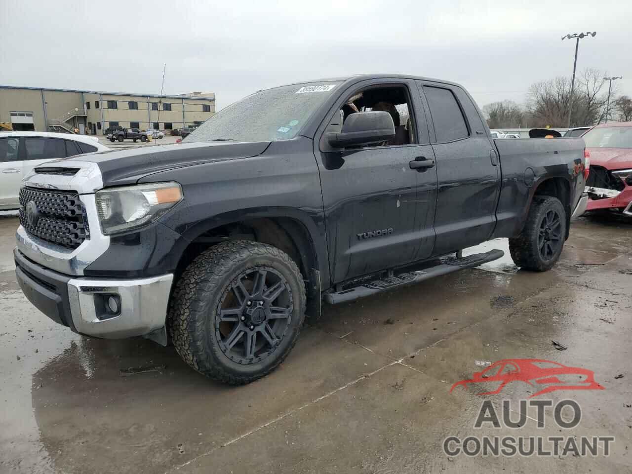 TOYOTA TUNDRA 2018 - 5TFRM5F19JX133535