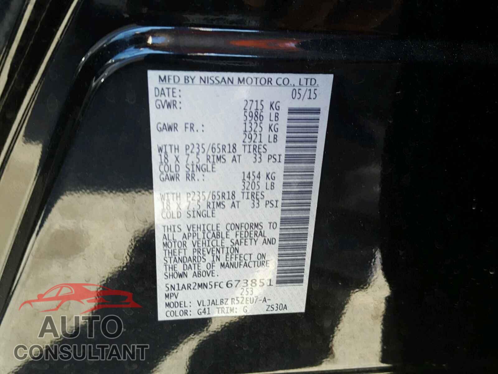 NISSAN PATHFINDER 2015 - 5N1AR2MN5FC673851