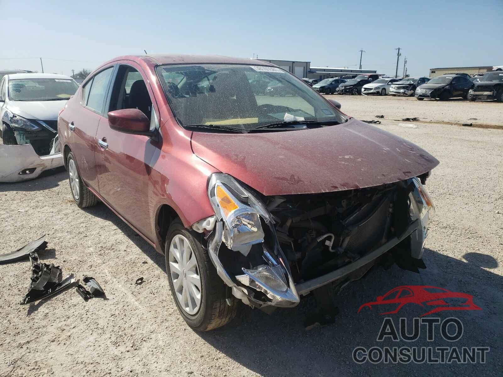 NISSAN VERSA 2019 - 3N1CN7AP3KL807821