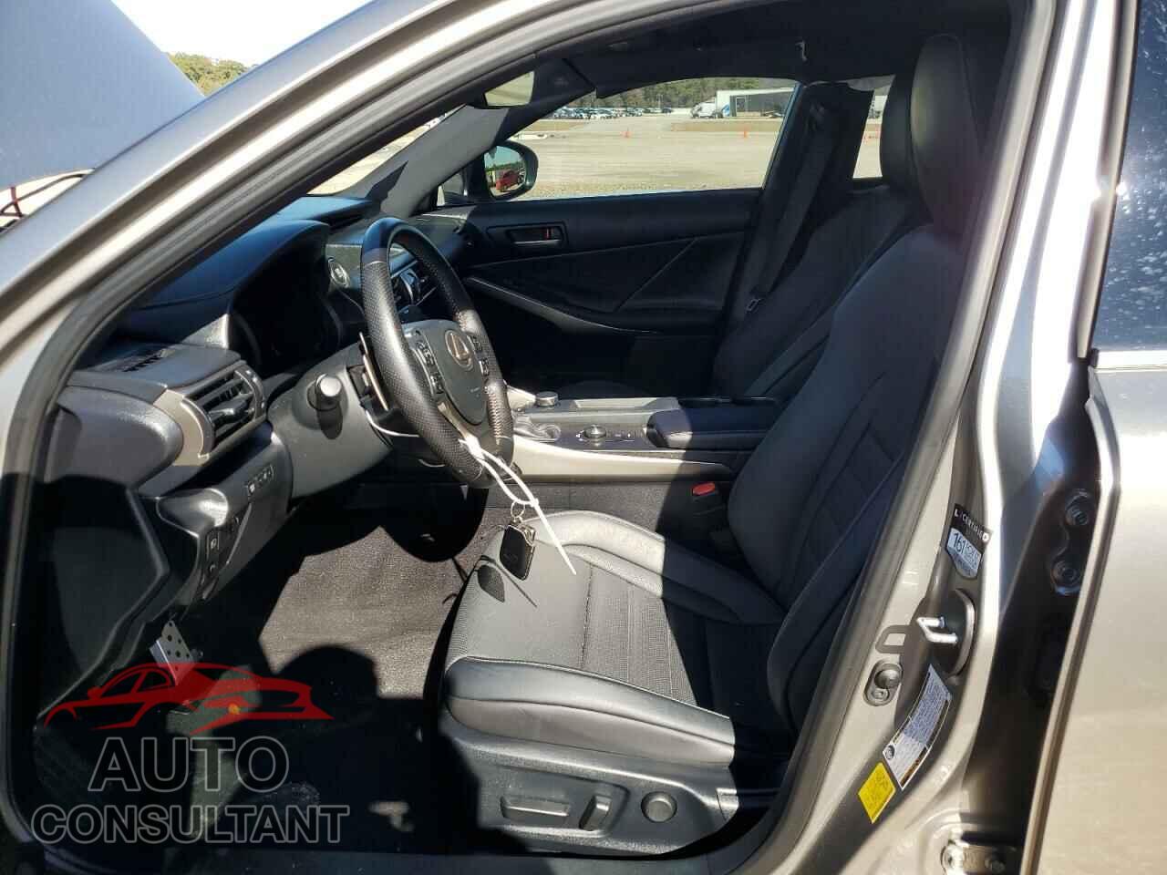 LEXUS IS 2020 - JTHGA1D2XL5107611
