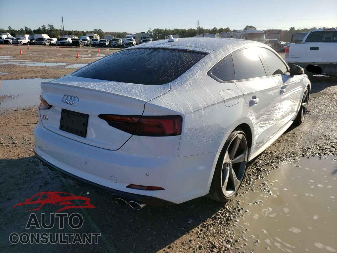 AUDI S5/RS5 2019 - WAUB4CF5XKA068950