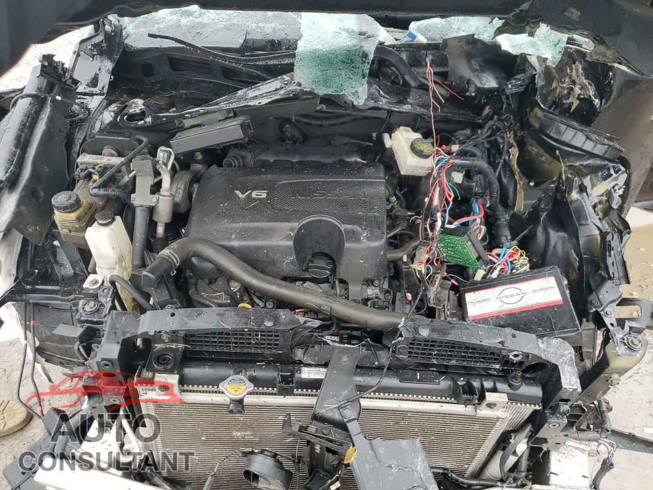 NISSAN PATHFINDER 2017 - 5N1DR2MM4HC652030