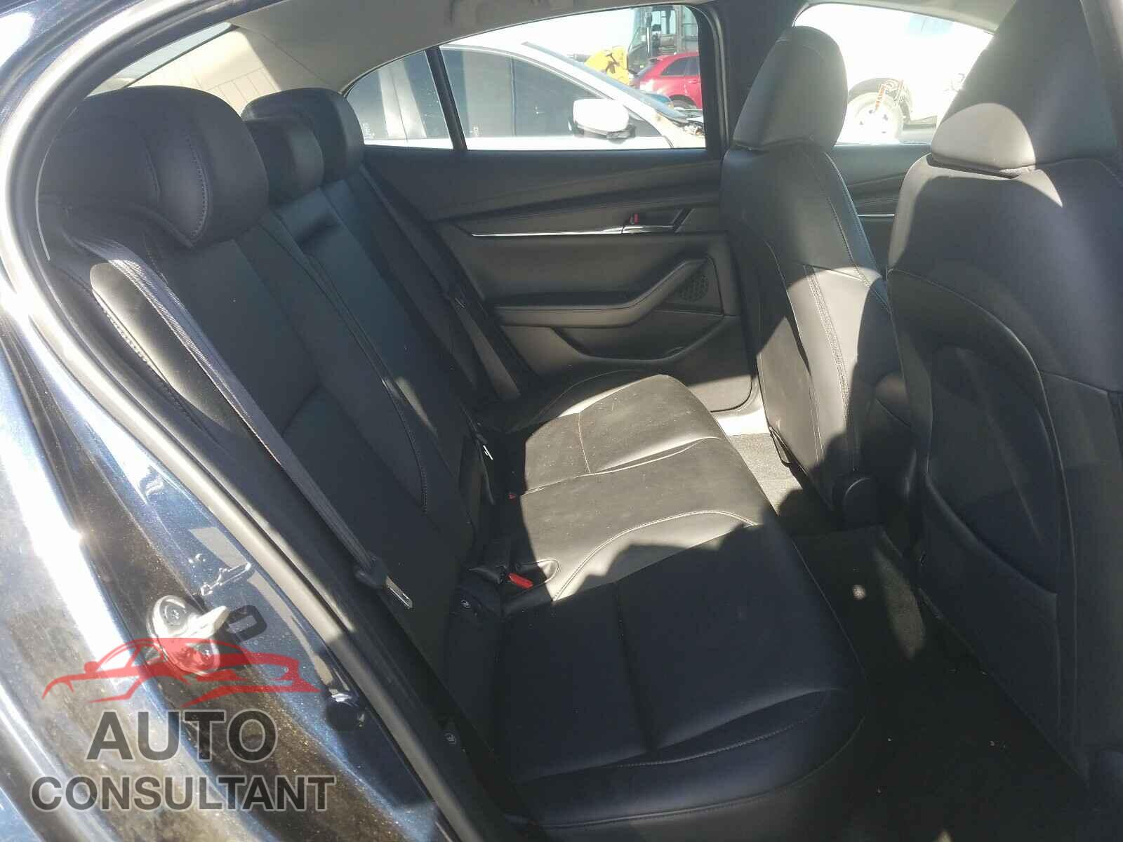 MAZDA 3 2019 - JM1BPACL3K1110523