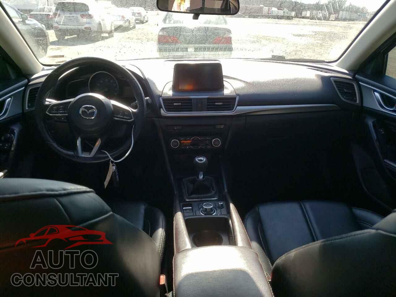 MAZDA 3 2017 - 3MZBN1V79HM126370