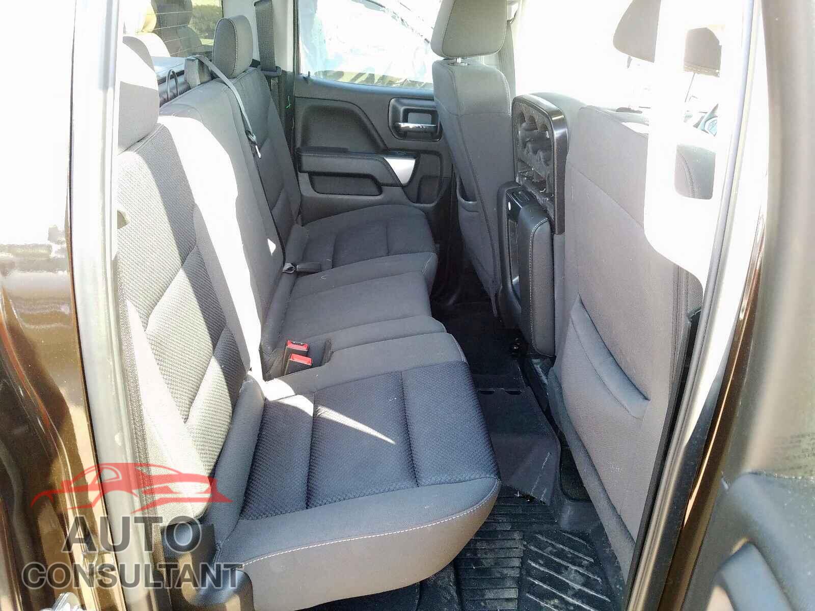 CHEVROLET SILVERADO 2018 - 5YFBURHE1GP409092