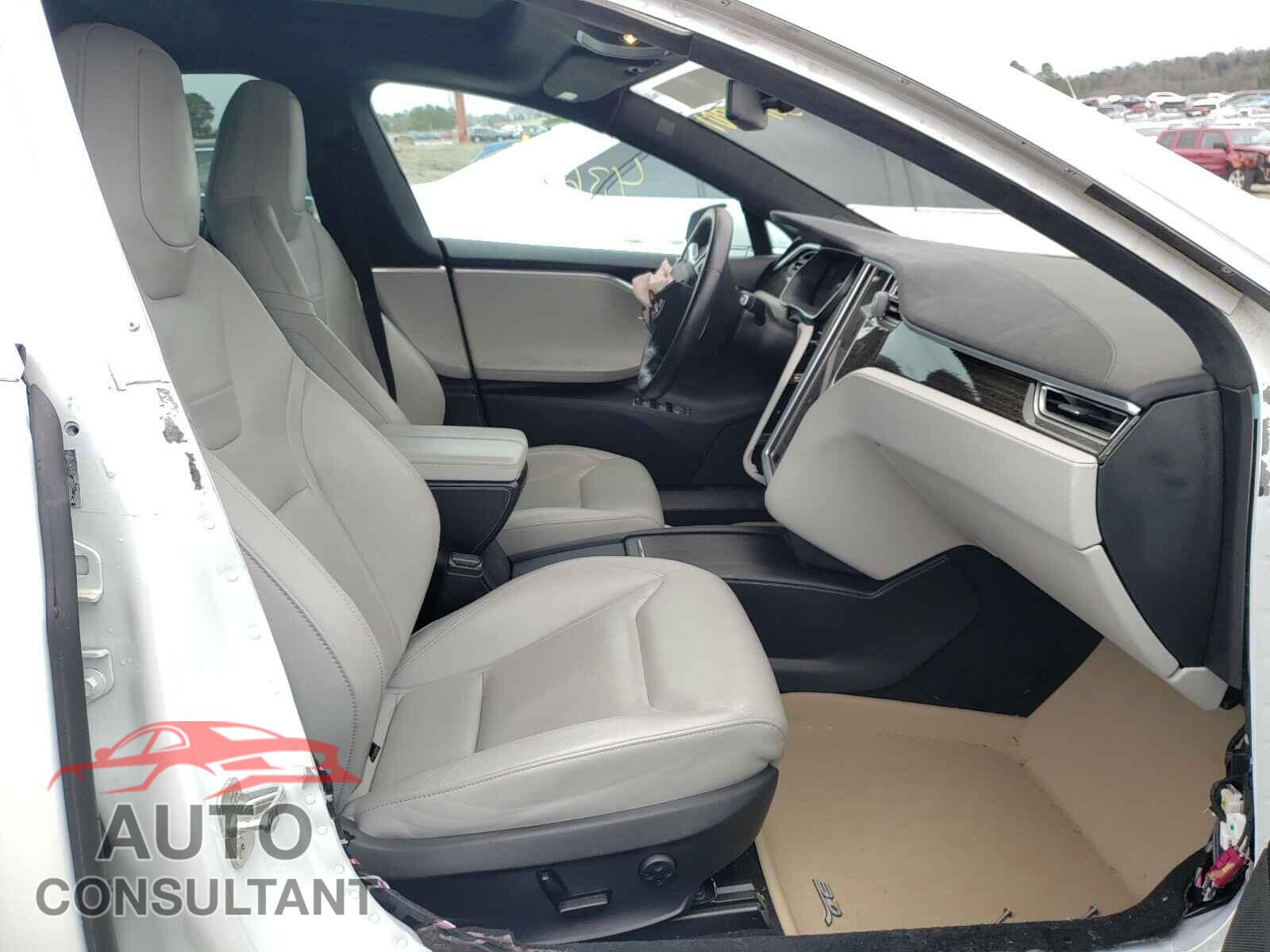 TESLA MODEL S 2016 - 5YJSA1E1XGF136032