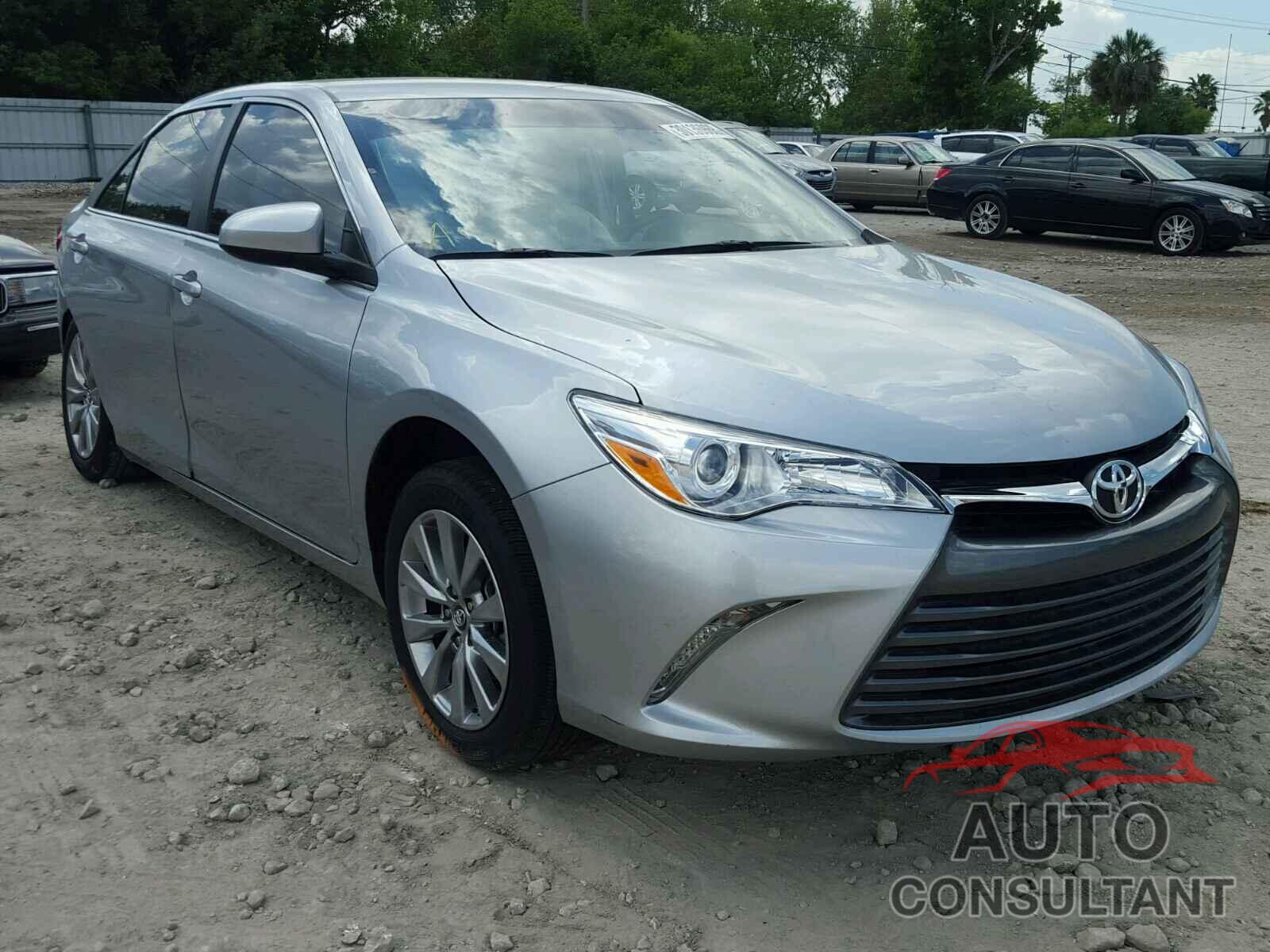 TOYOTA CAMRY 2016 - 4T4BF1FK2GR576585