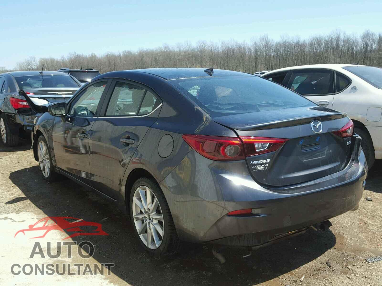MAZDA 3 2017 - 3MZBN1W38HM148212