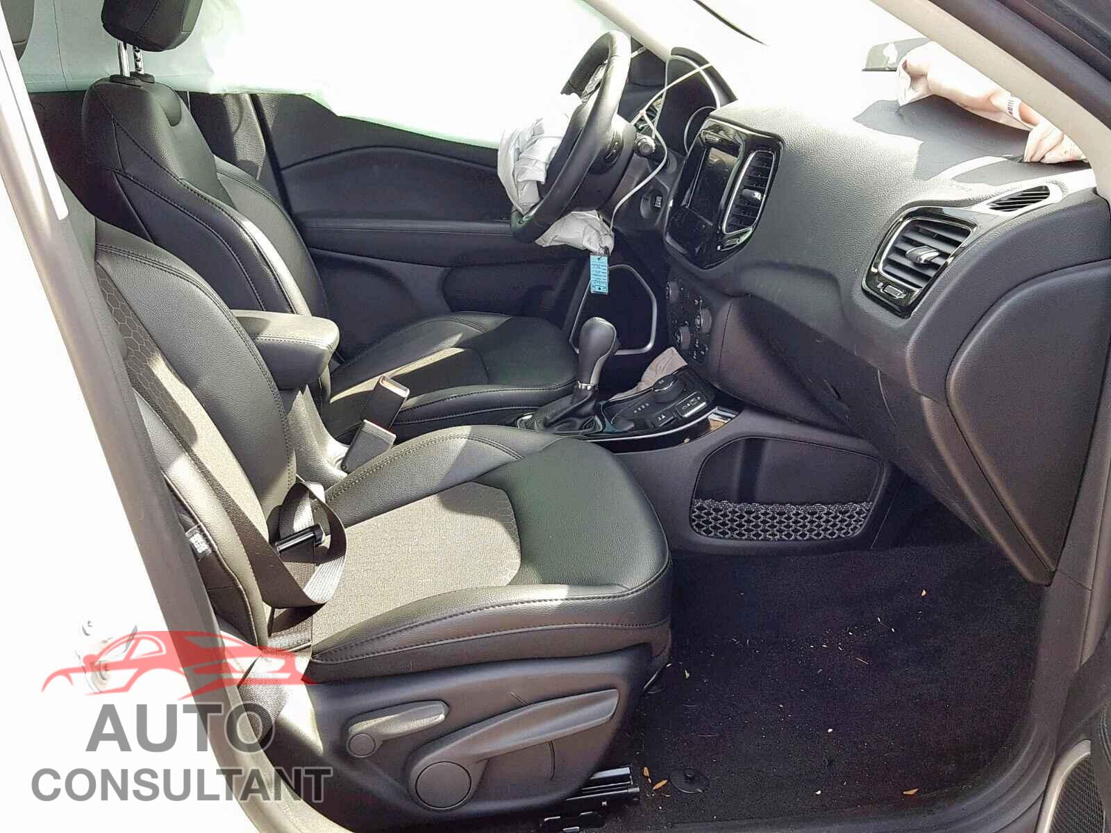 JEEP COMPASS LA 2018 - KNMAT2MT9GP643265