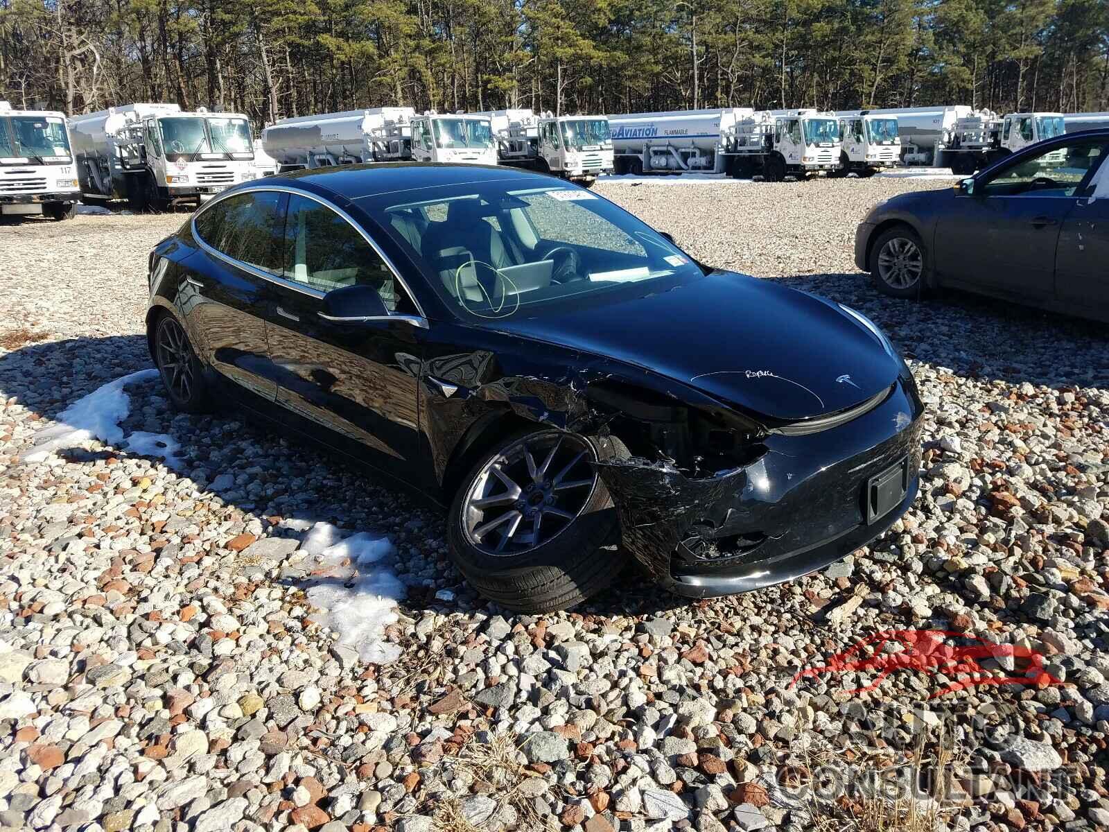 TESLA MODEL 3 2019 - 5YJ3E1EB0KF385661