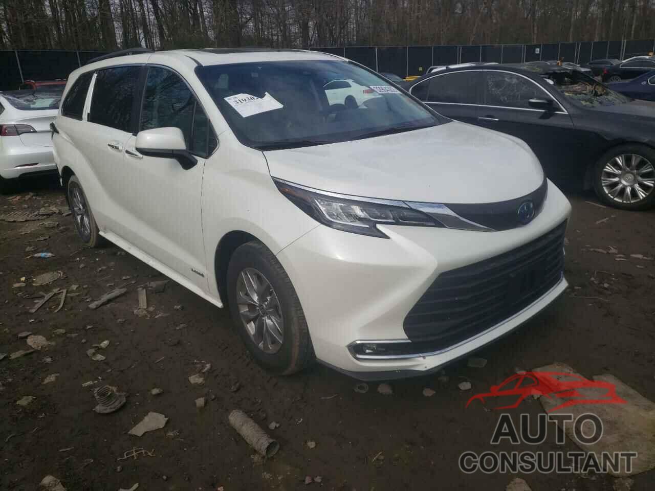 TOYOTA SIENNA 2021 - 5TDYRKEC2MS051350