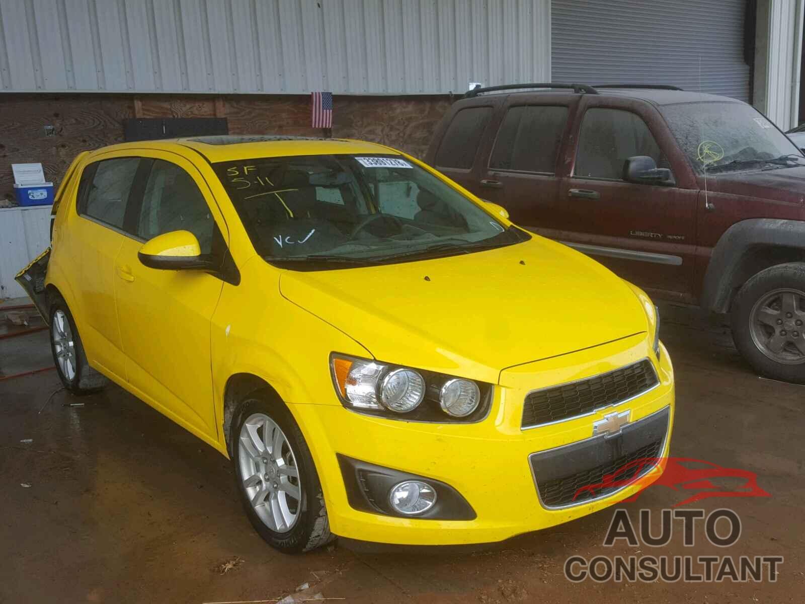 CHEVROLET SONIC 2016 - 1G1JC6SB4G4104645