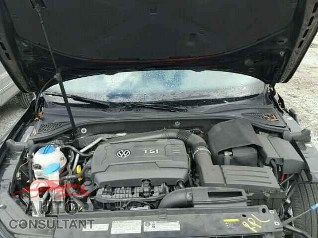 VOLKSWAGEN PASSAT 2015 - 1VWAS7A35FC109235